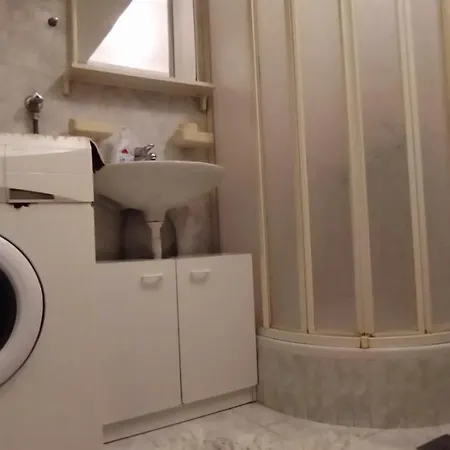 Pitospora Apartment *